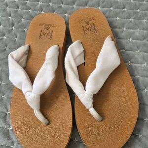 Women's White Flip Flops